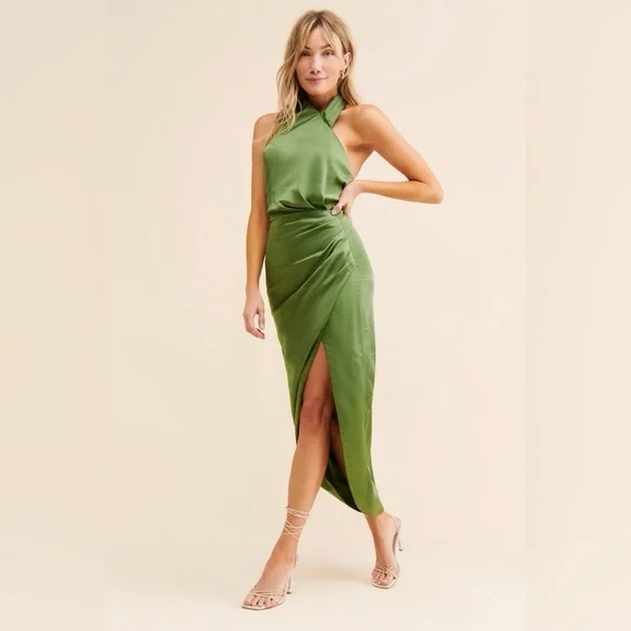 noa halter dress Elliatt | Dresses | Elliatt Noa Halter Maxi Dress In Dark Green 4773